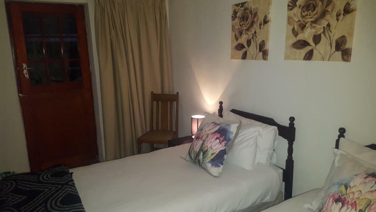 Flower'S Halt Graaff-Reinet المظهر الخارجي الصورة